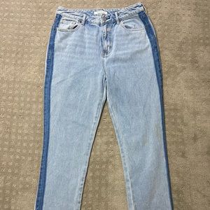PacSun Light Wash Straight Legged Jeans